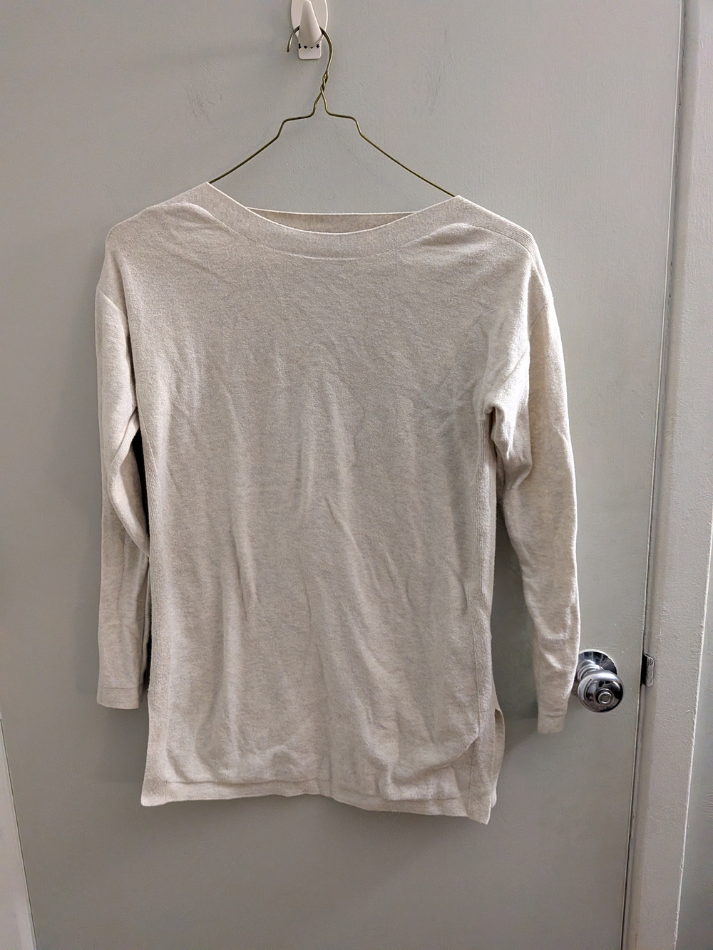 GAP Cream Knit Long Sleeve Sweater EUC XS Cozy Warm Fall Spring Soft Classic Lux